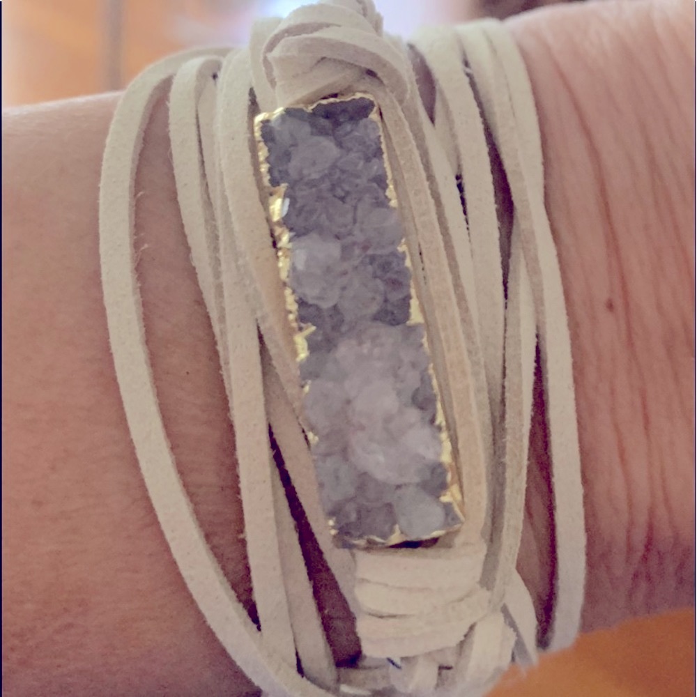 Druzzy with gold-color detail, wrapped in vegan leather cord, for neck or wrist